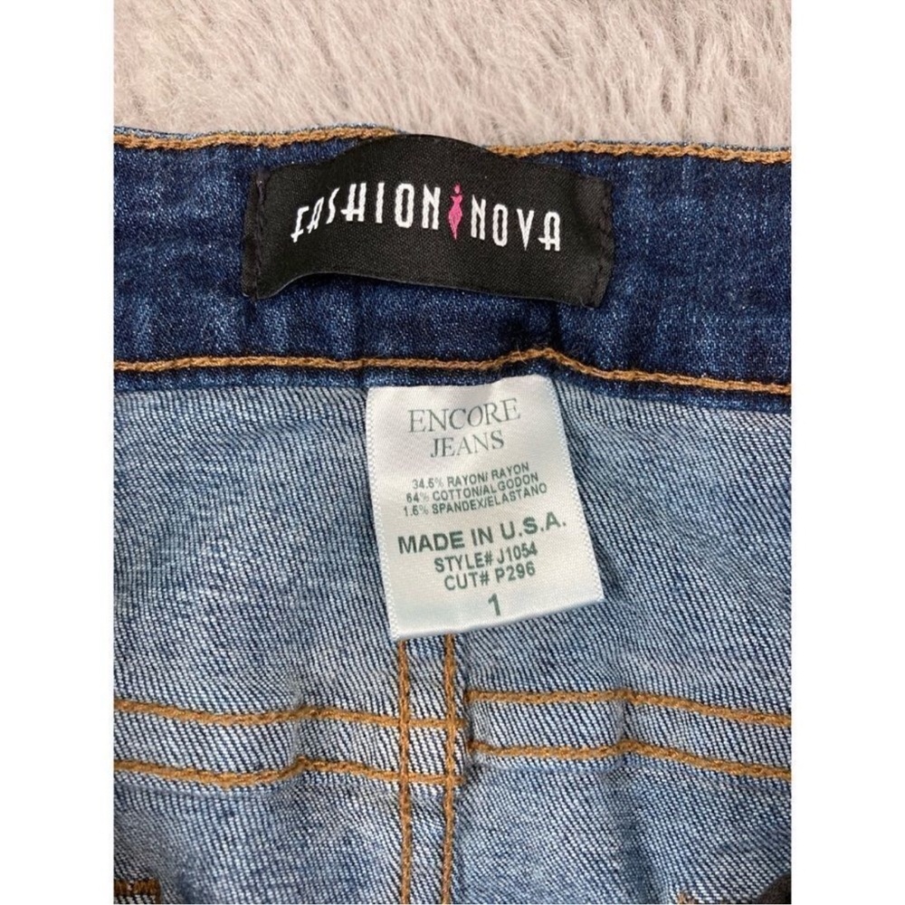 Fashion Nova dark wash distressed jeans with raw hem - Picture 3 of 3